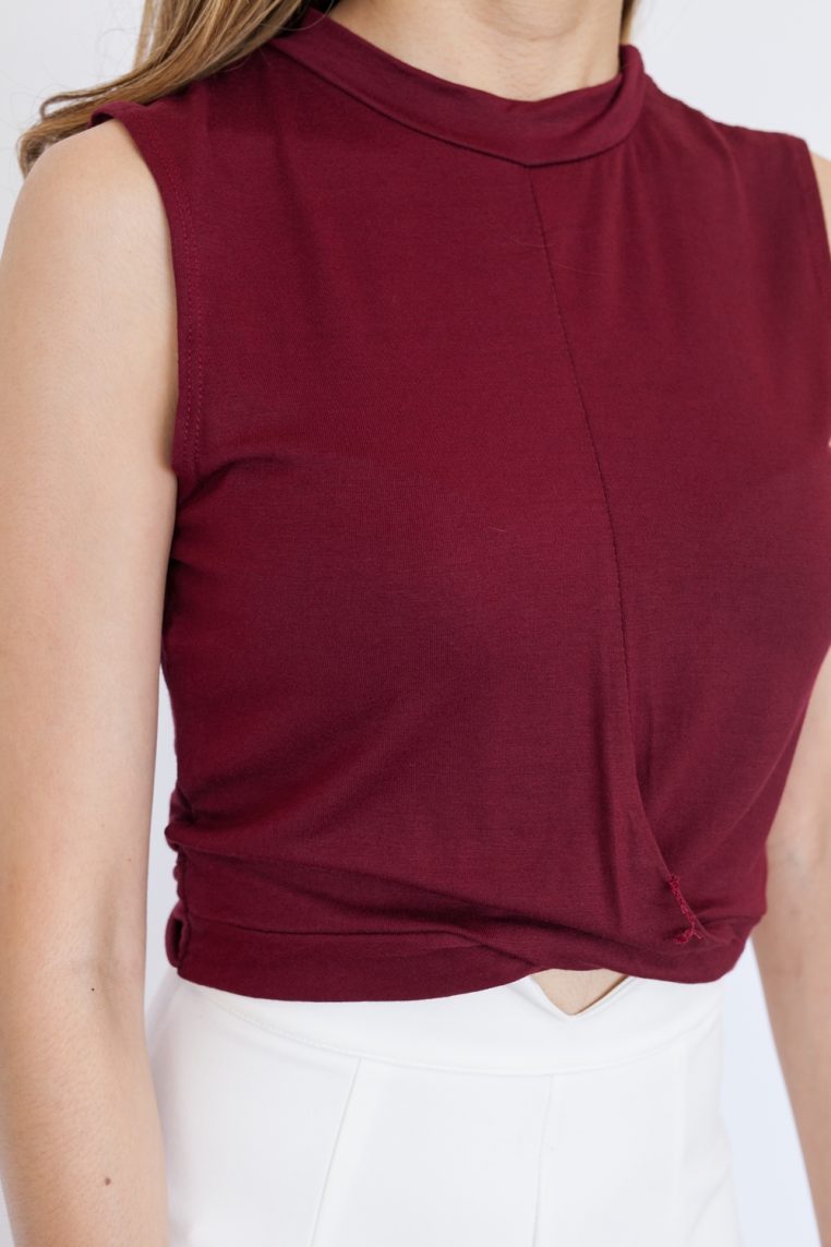 https://hookclothing.com/product/sleeveless-twist-front-crop-top-white/