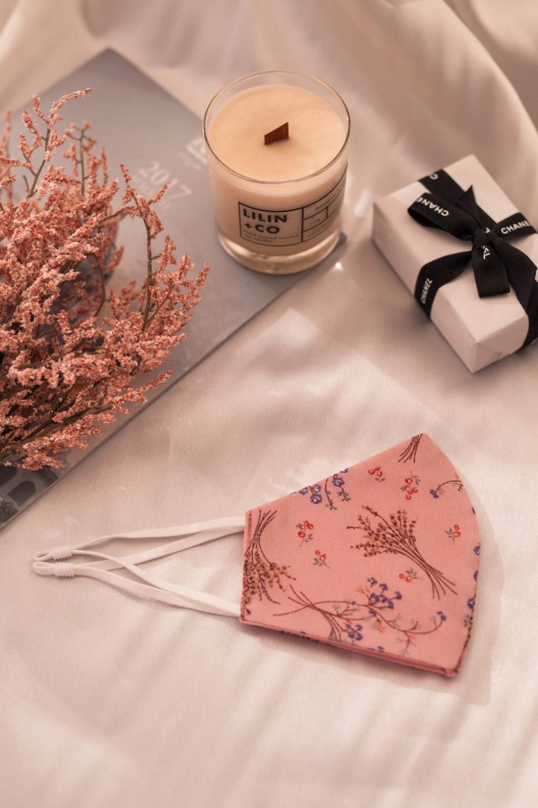 Baby's Breath Print Face Mask - Pink - Image 4