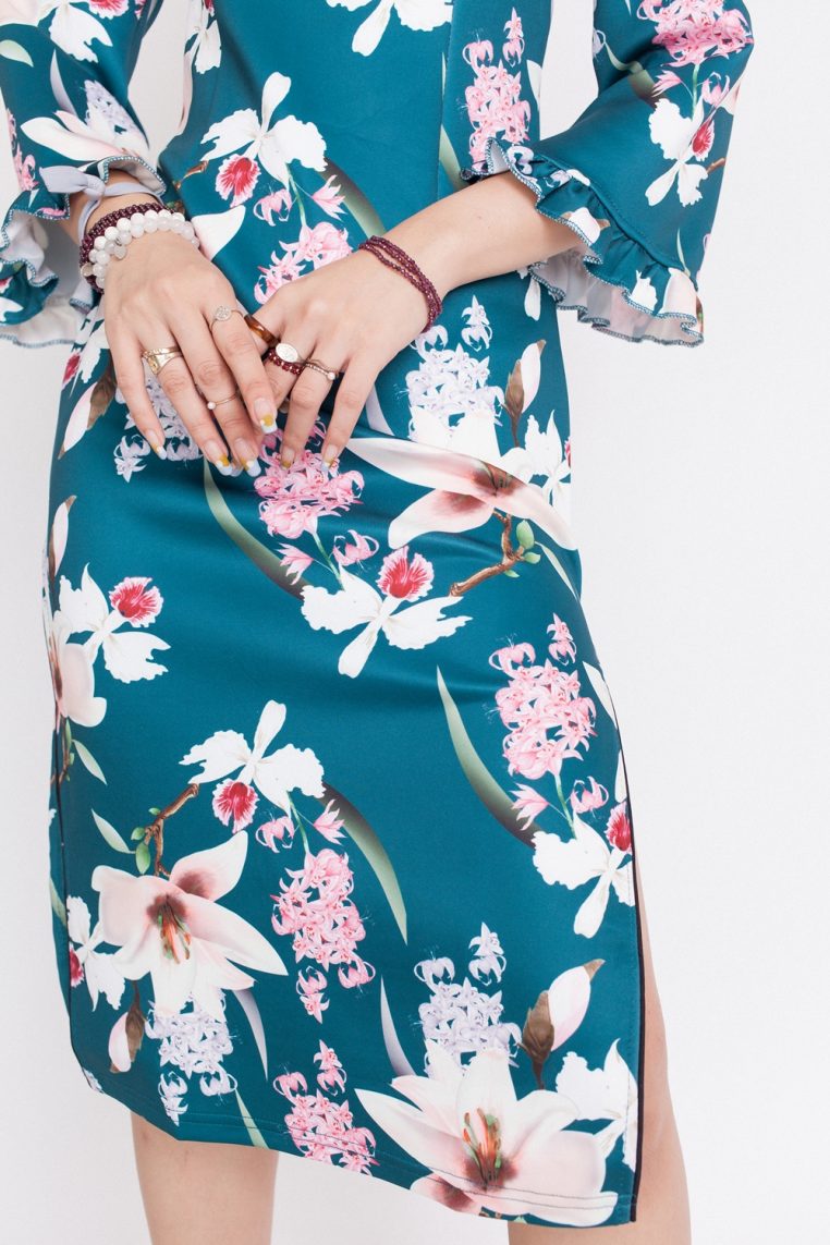 Long Sleeve Green Floral Cheongsam - Image 7