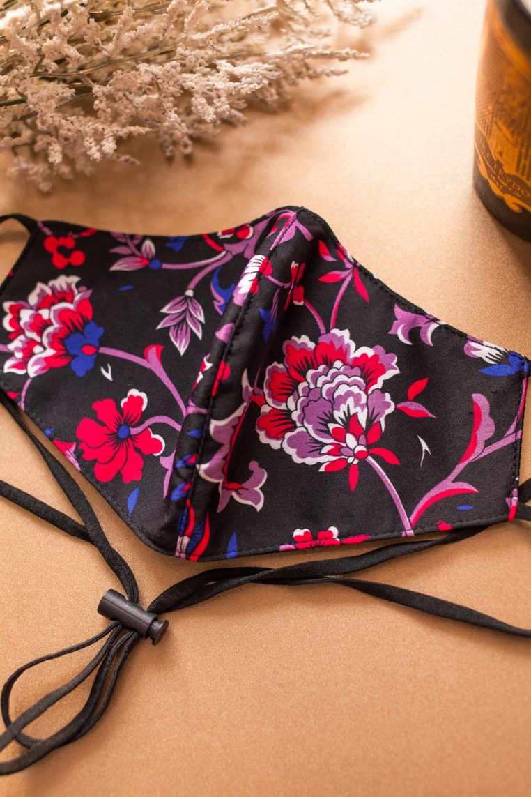 Head Loop Pop Art Floral Print Face Mask - Red Purple - Image 4