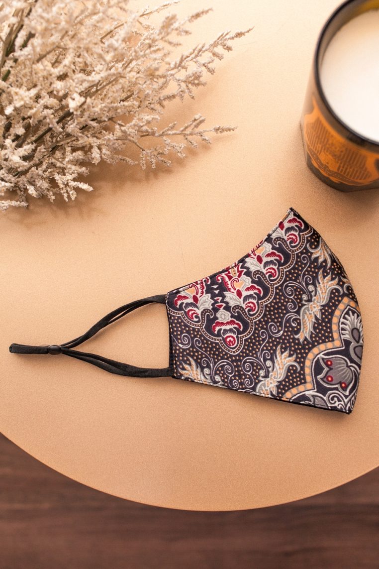 Tribal Batik Print Face Mask - Image 4