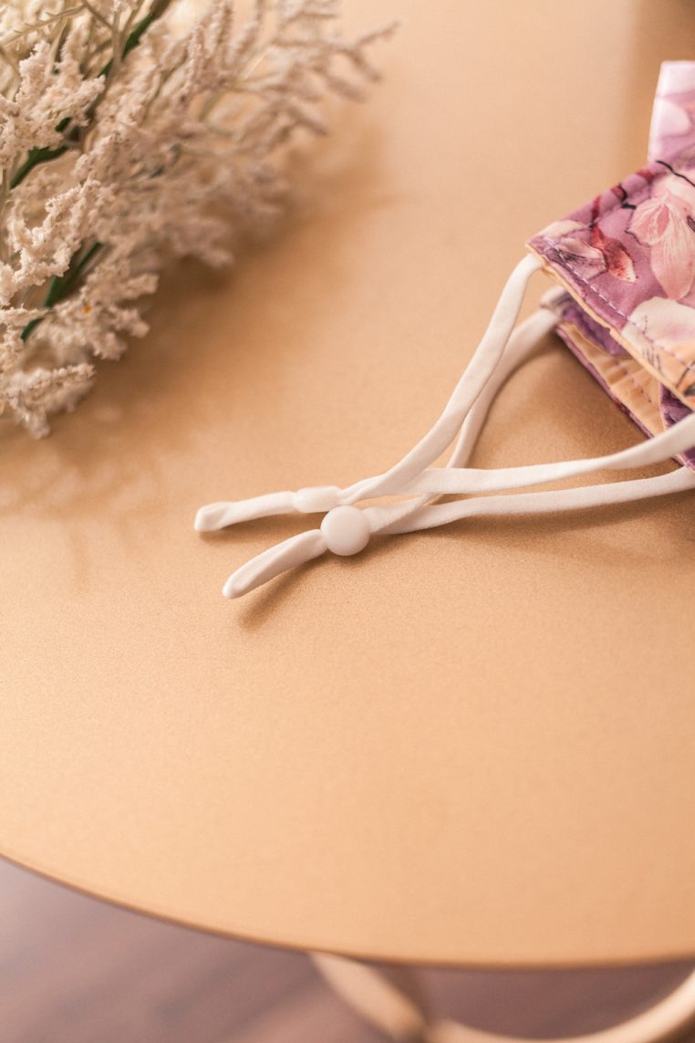 Origami Magnolia Print Face Mask - Mauve - Image 6