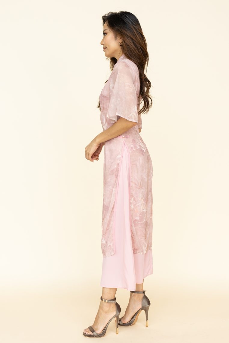 Pink Bamboo Flutter Sleeve Cheongsam - Image 5