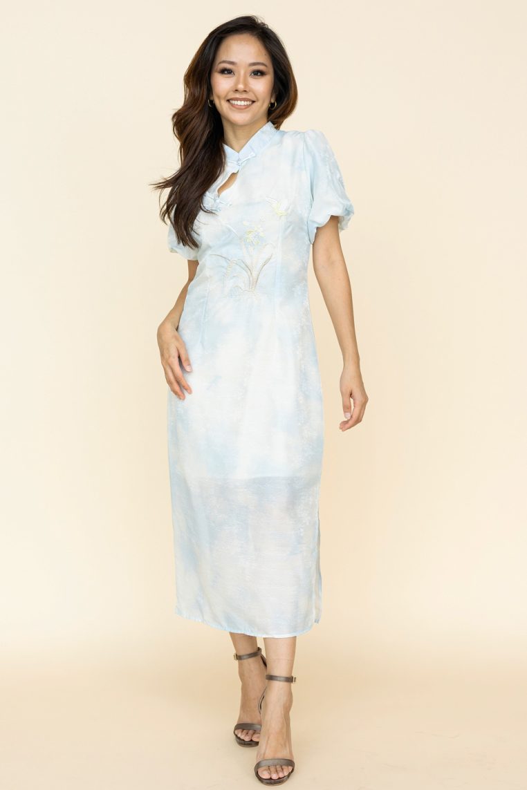Puff Sleeve Tie Dye Embroidered Maxi Cheongsam - Image 3