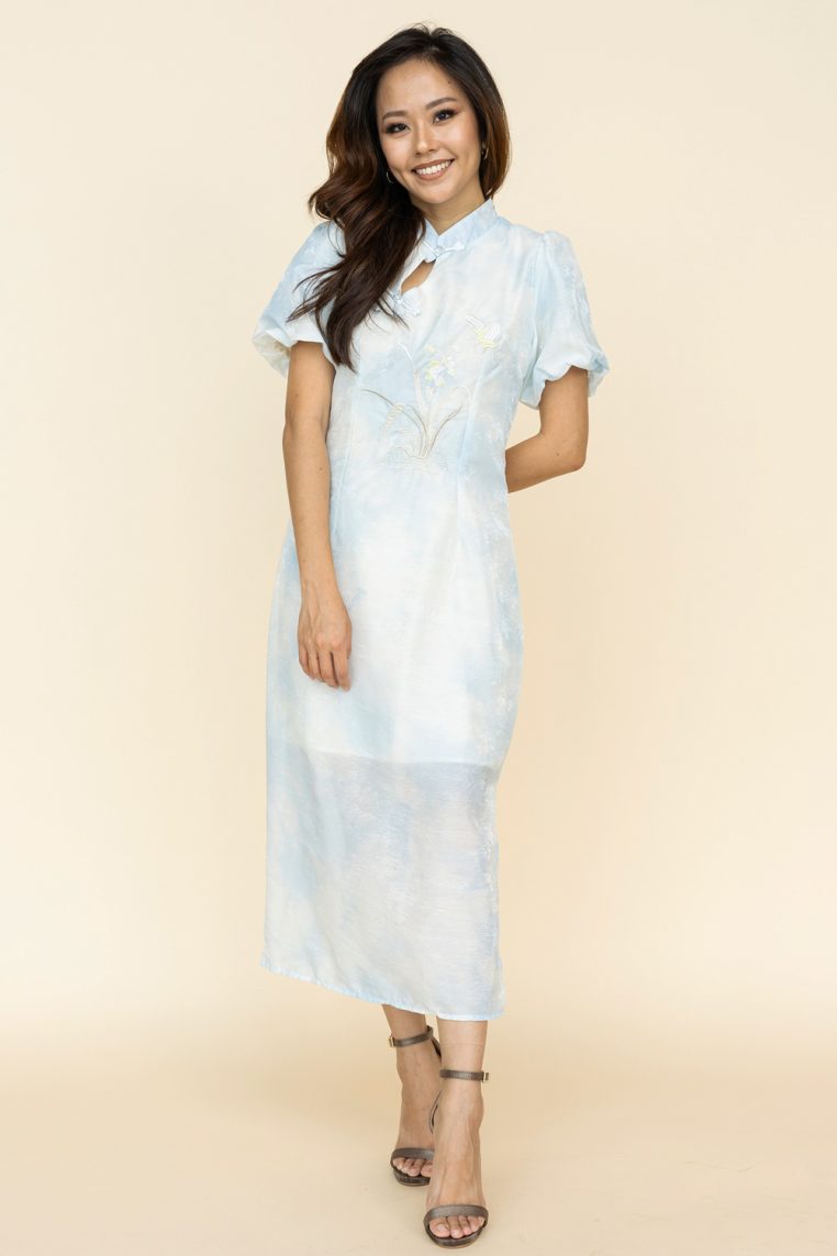 Puff Sleeve Tie Dye Embroidered Maxi Cheongsam - Image 4