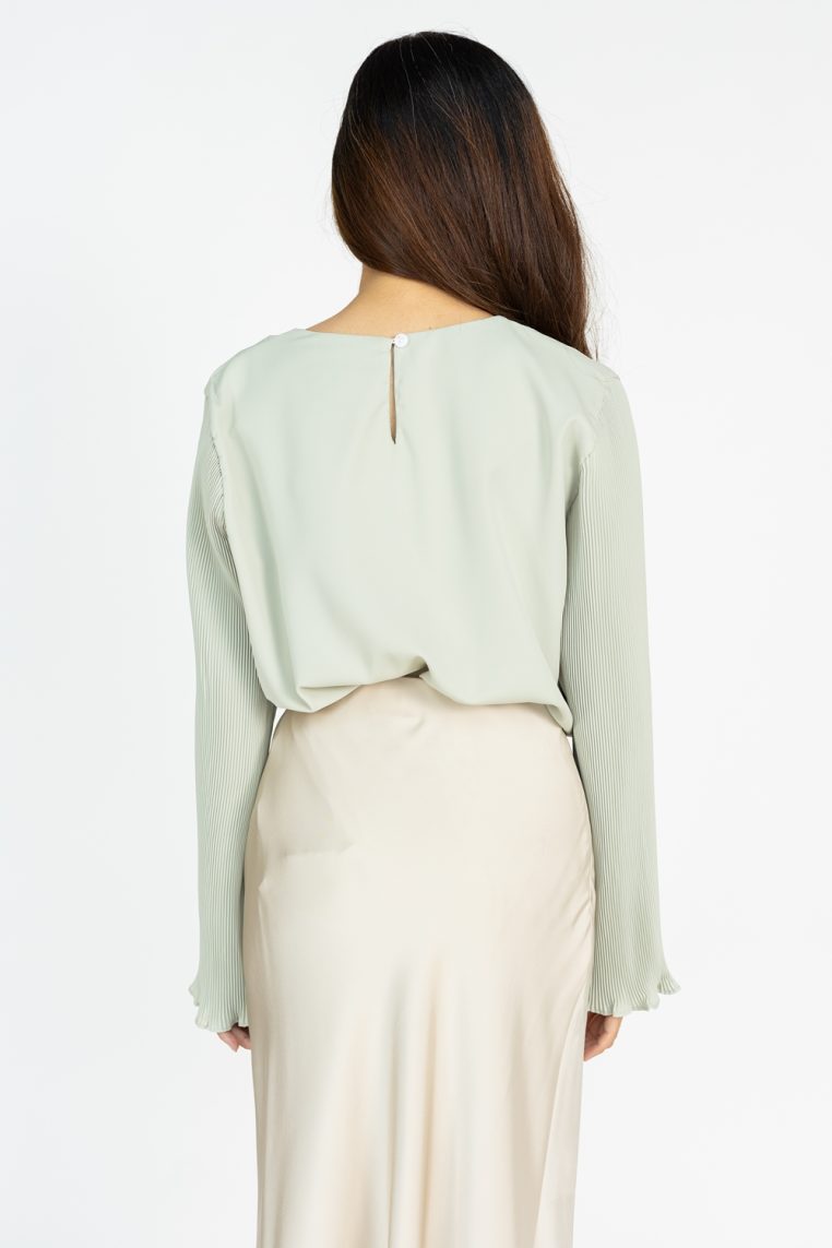 Alternative view of Round Neck Pleated Sleeve Tunic Top - Sage