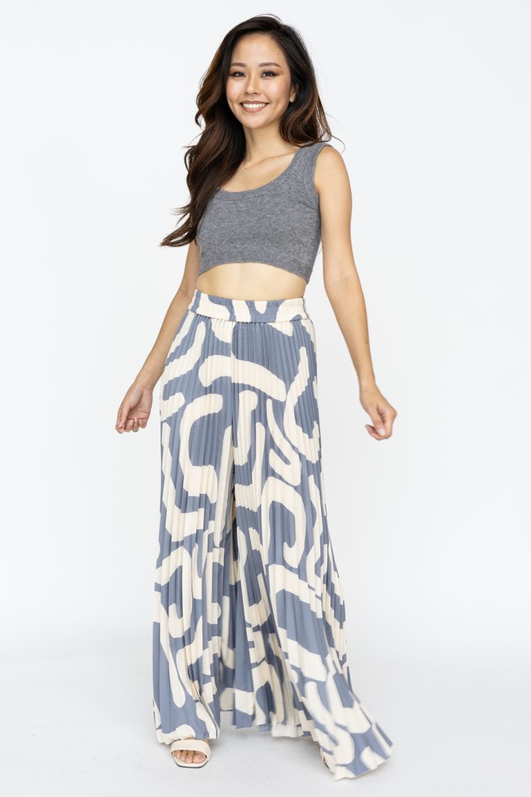 Round Neck Knit Crop Top - Grey - Image 4