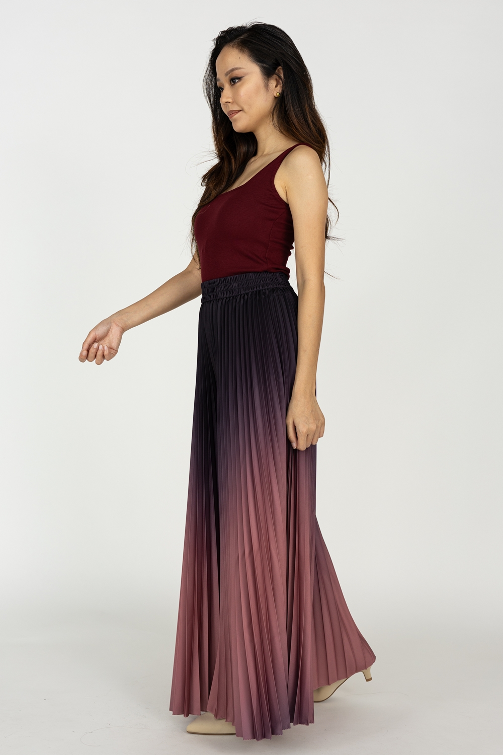 Basic Padded Ribbed Tank Top - Maroon - Image 5