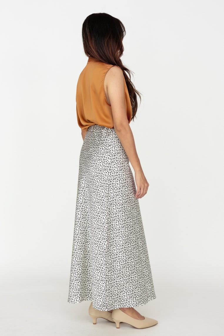 Leopard Print Satin A Line Maxi Skirt - Off White - Image 5