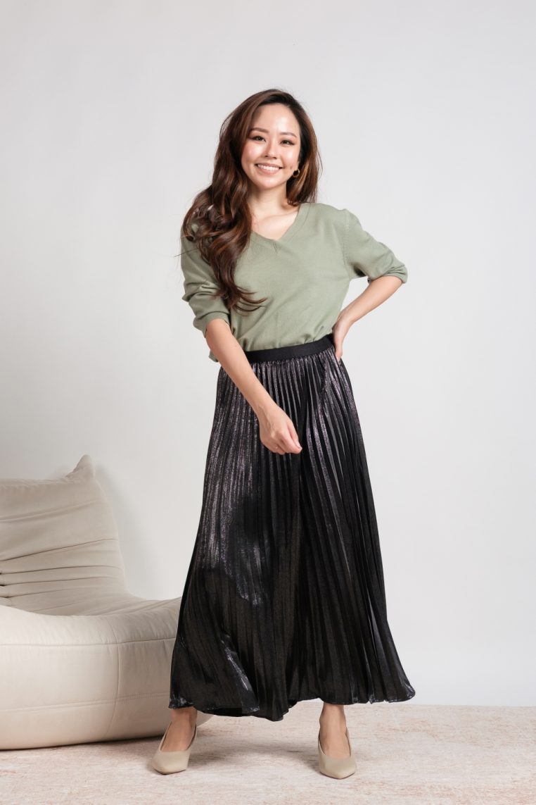 Glitter Satin Pleated Maxi Skirt - Black - Image 3