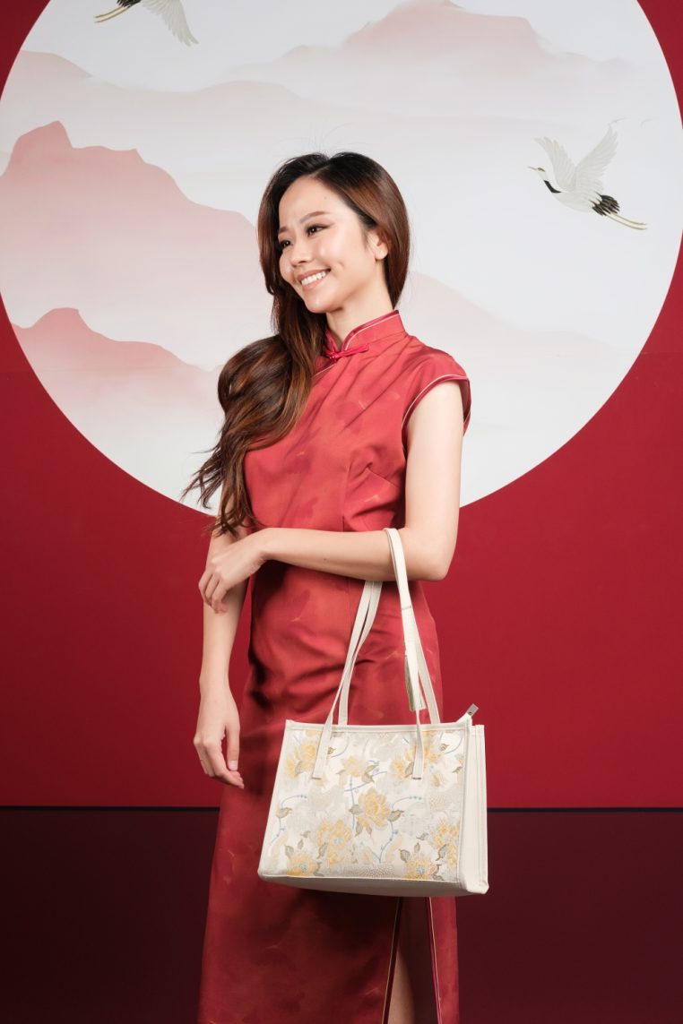 Embroidered Shoulder Bag - Lotus - Image 3