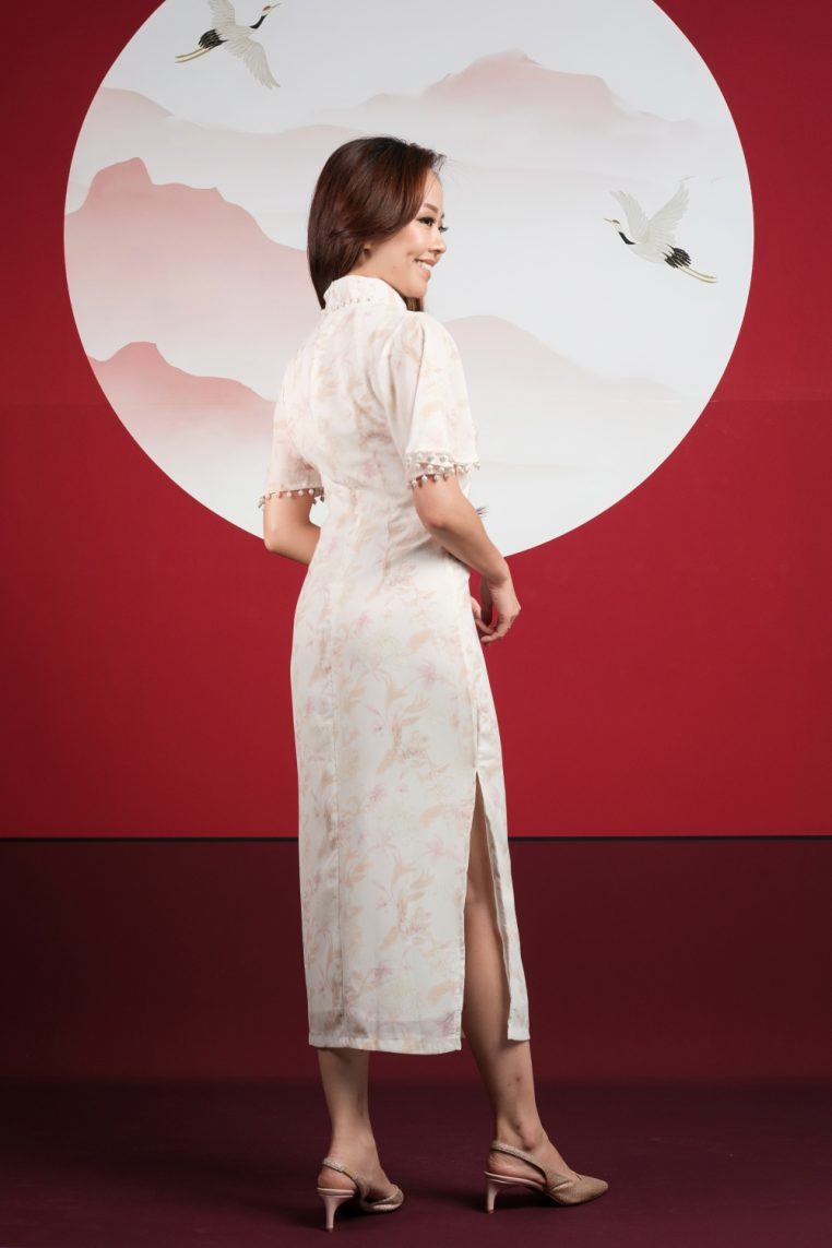 Pearl Flutter Sleeve Floral Maxi Cheongsam - Image 6