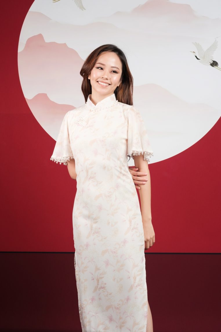 Pearl Flutter Sleeve Floral Maxi Cheongsam - Image 8