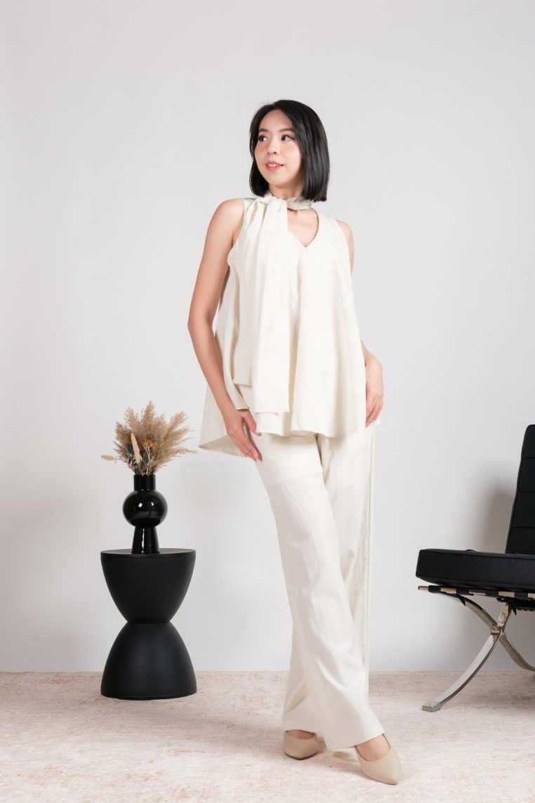 Drape Neck Top & Wide Leg Pants Co-ord Set - Image 4