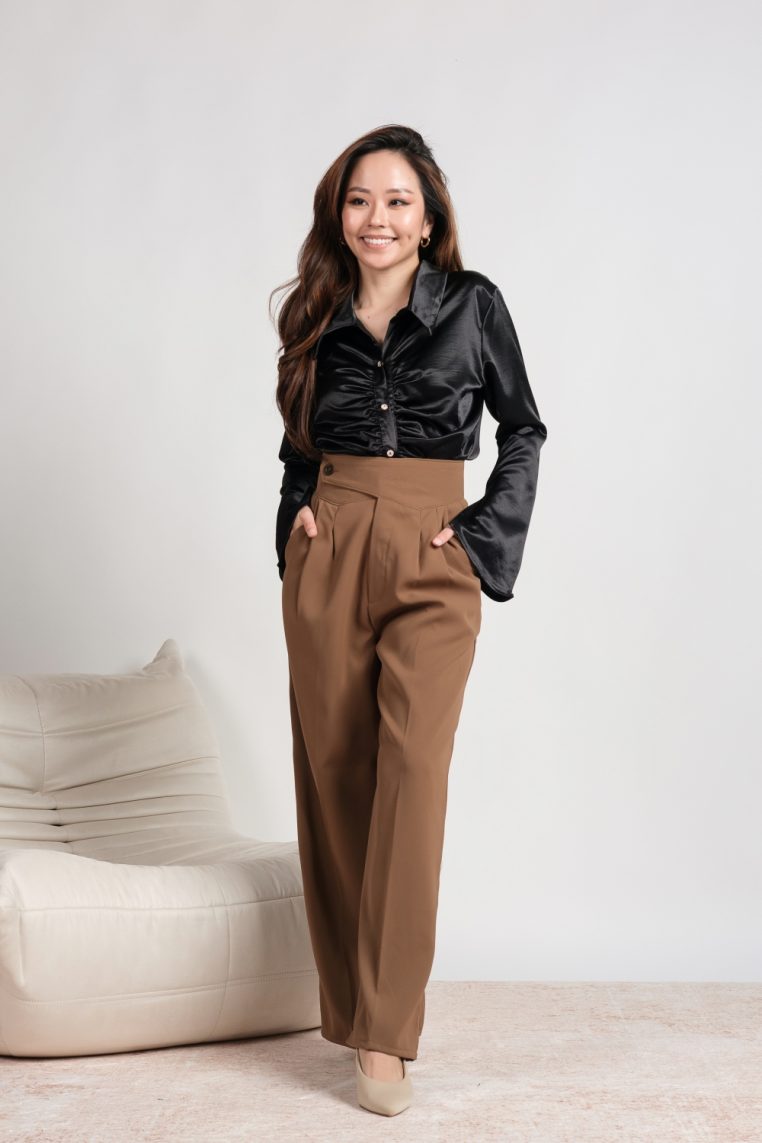 Button Overlap Pleat Front Pants - Brown