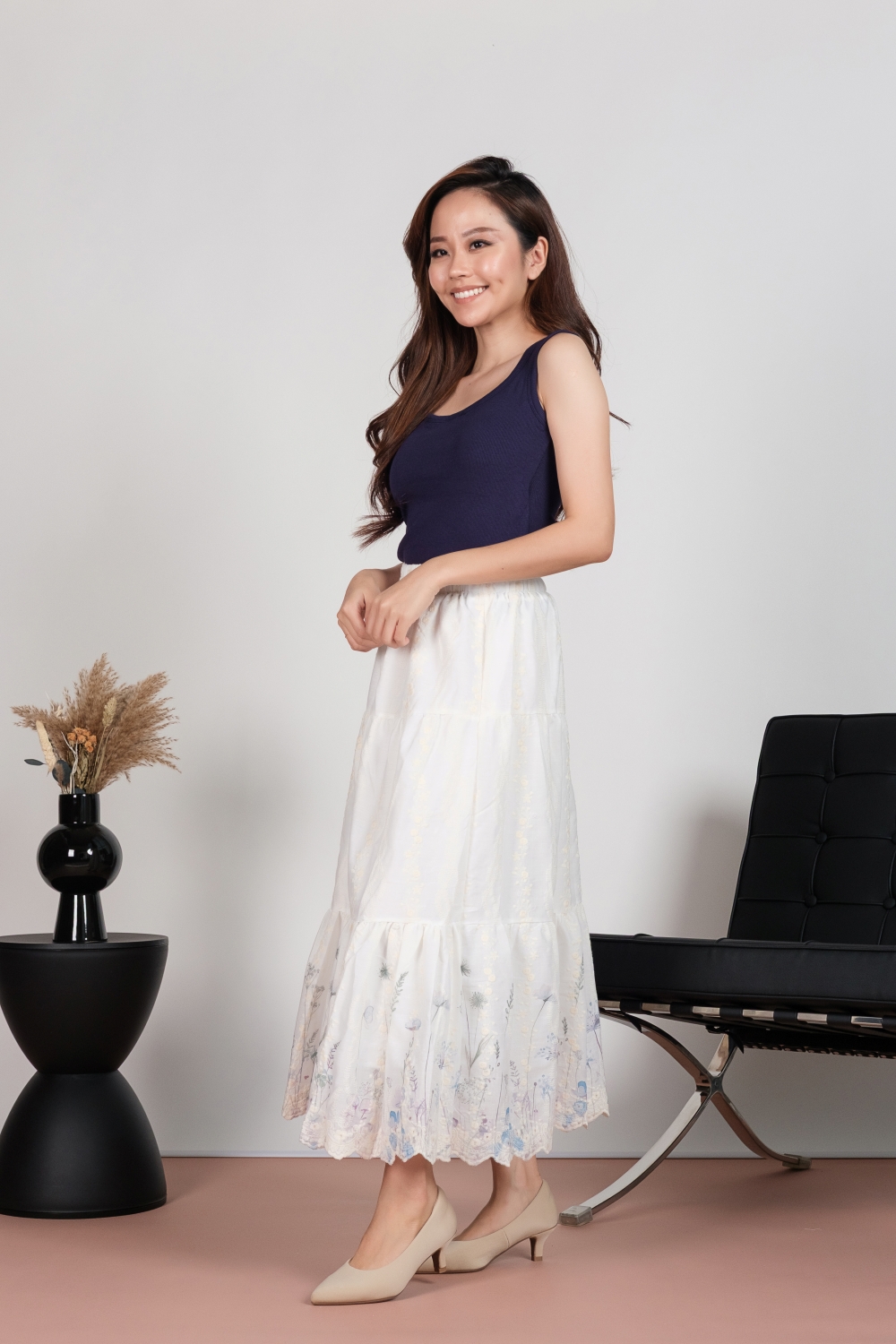 Embroidered Floral Hem Cotton Maxi Skirt - Blue - Image 5