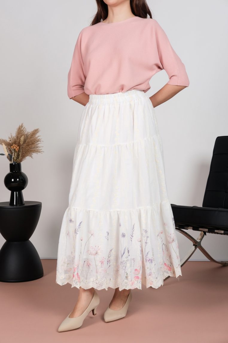 Alternative view of Embroidered Floral Hem Cotton Maxi Skirt - Pink