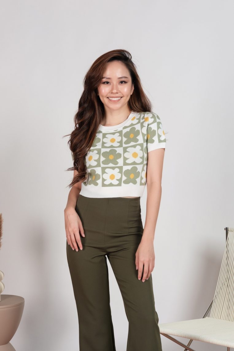 Retro Floral Knit Crop Top - Sage - Image 4