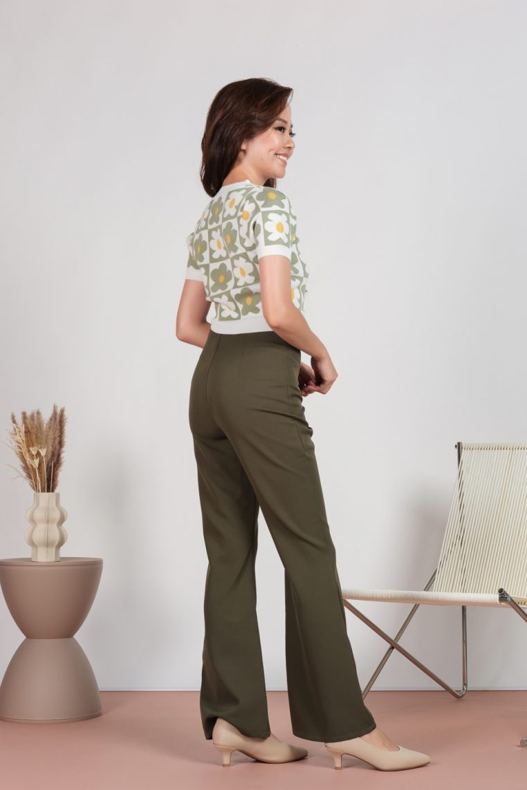 Retro Floral Knit Crop Top - Sage - Image 5