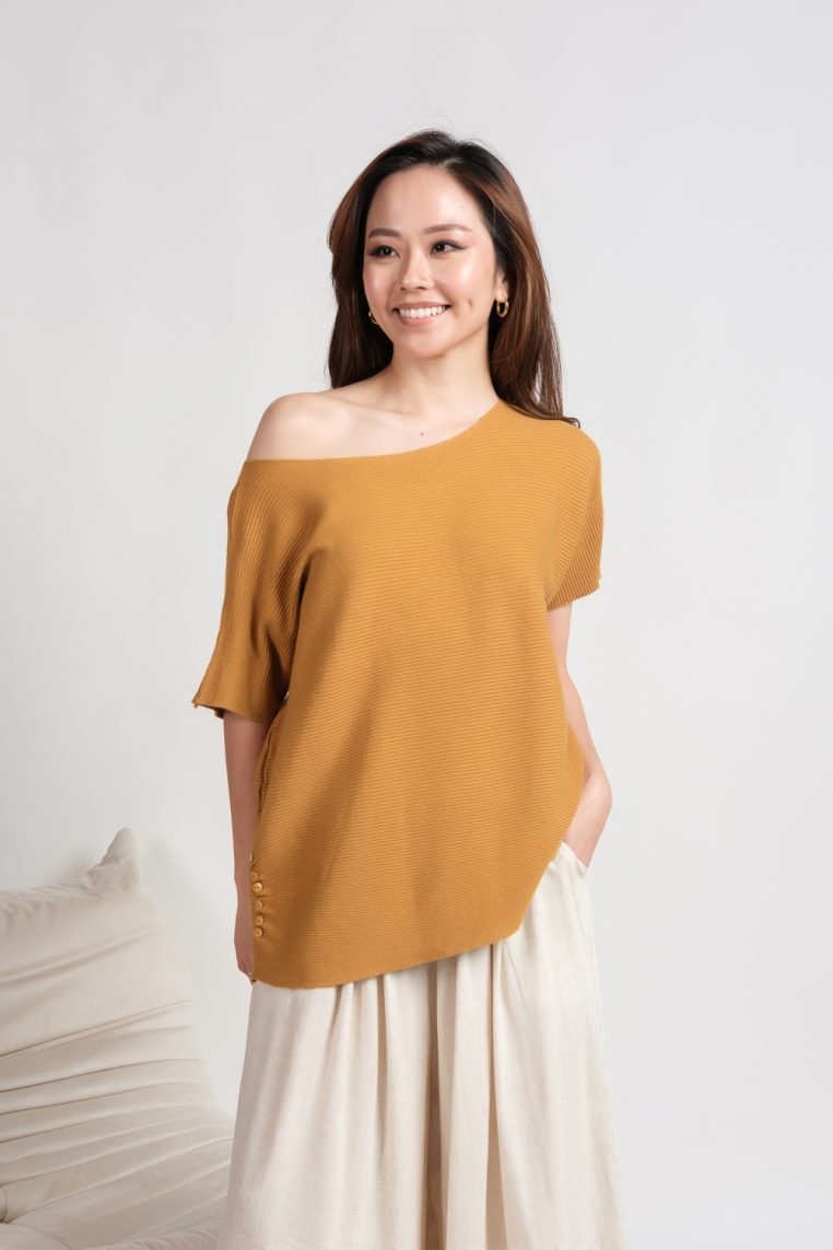 Oversized Ribbed Knit Blouse - Mustard