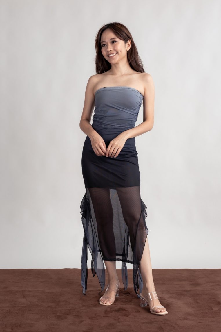 Ruched Ombre Tube Dress - Black - Image 5