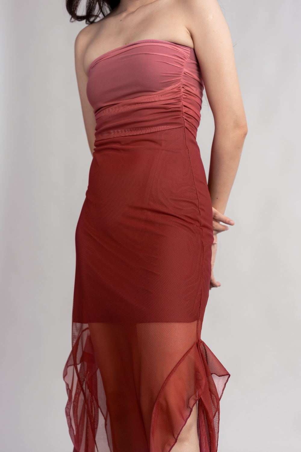 Ruched Ombre Tube Dress - Maroon - Image 2