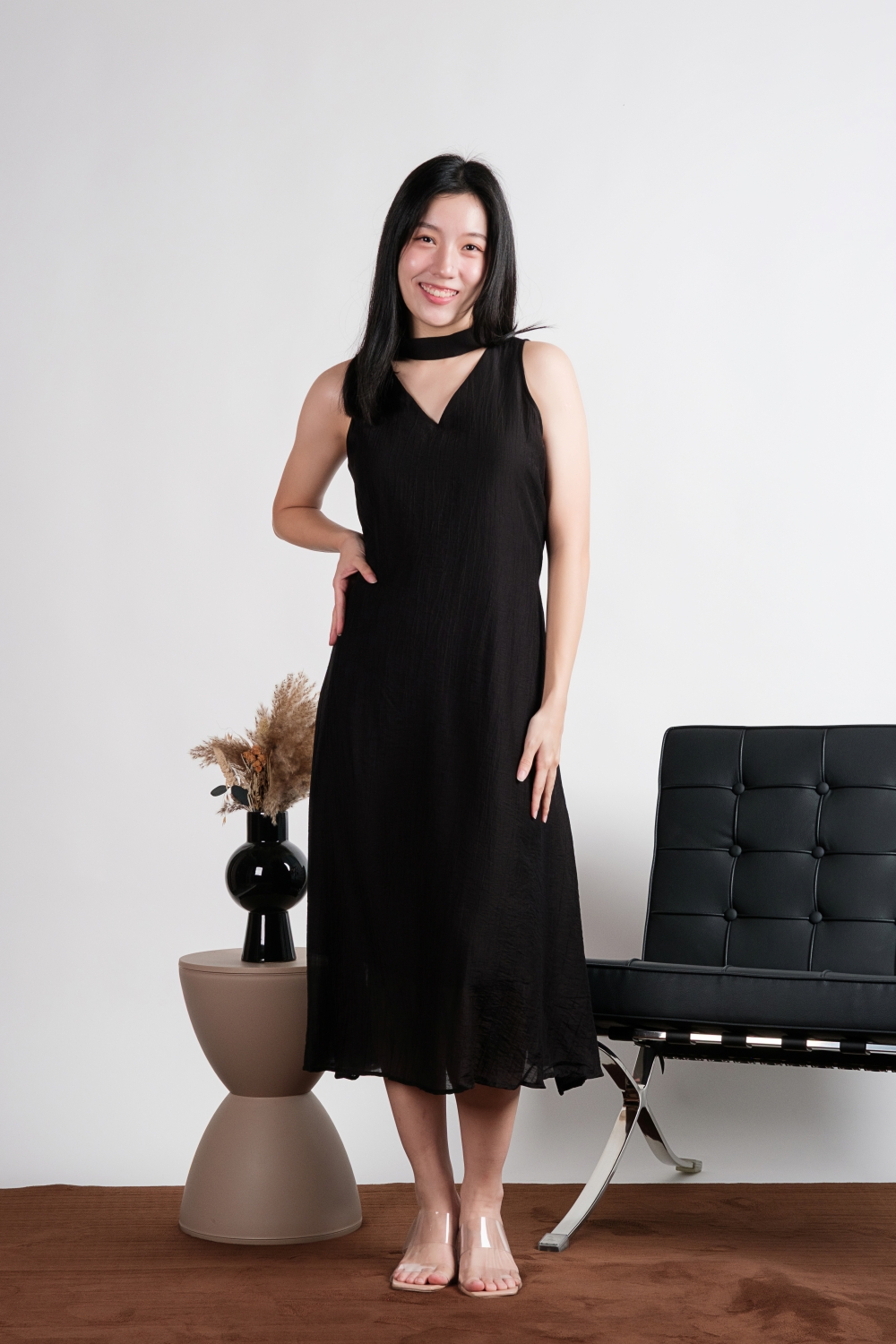 Sleeveless A-Line Midi Dress with Choker Neck - Black - Image 6