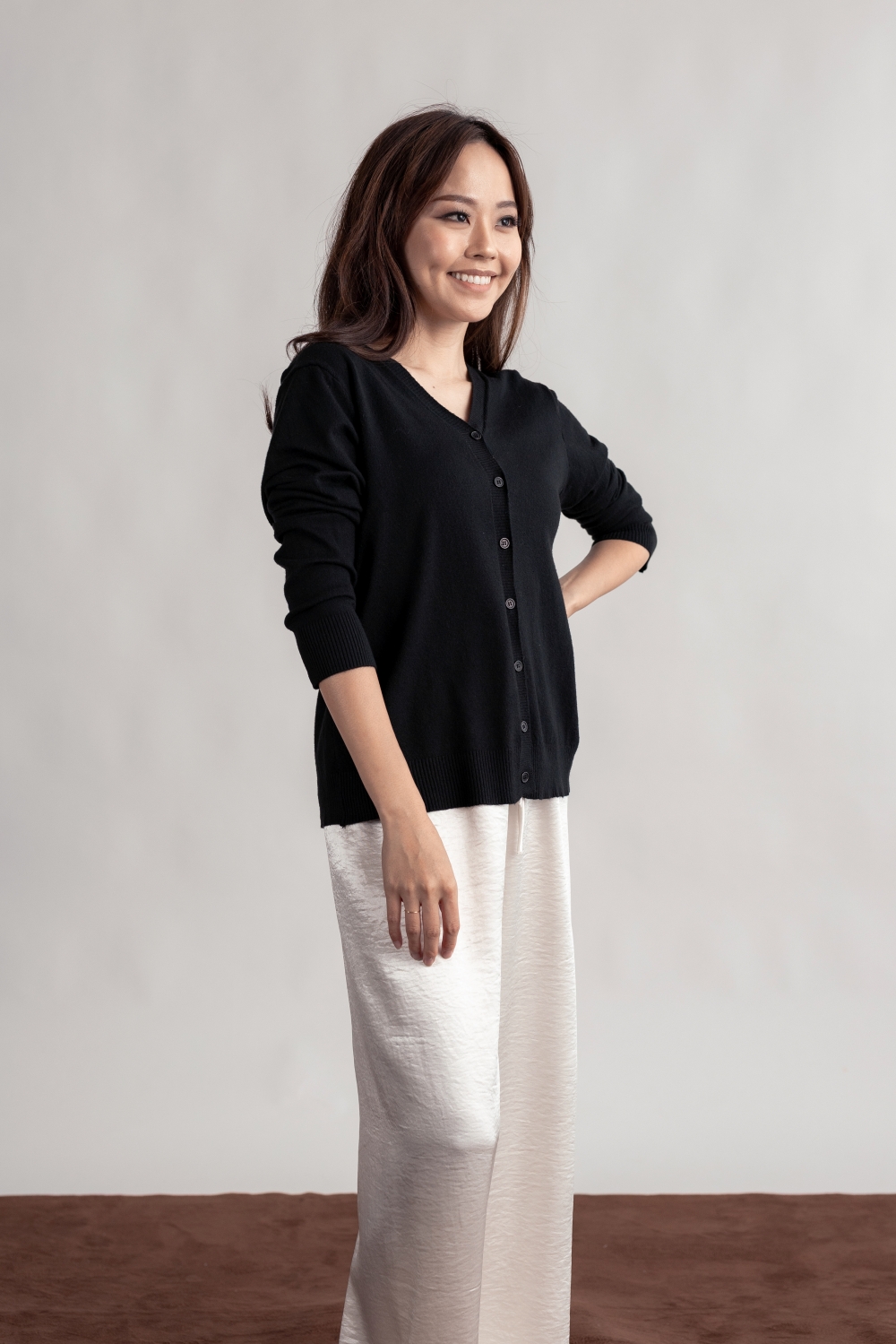 Basic V Neck Cardigan - Black - Image 4