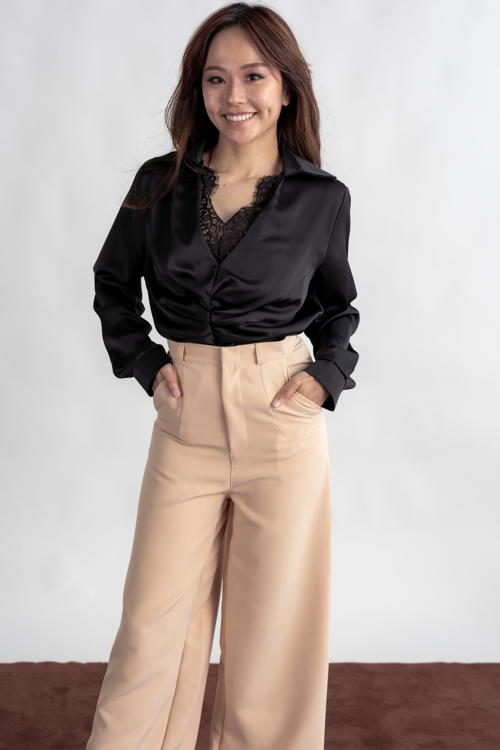 Lace Detail Long Sleeve Ruched Blouse - Black - Image 5