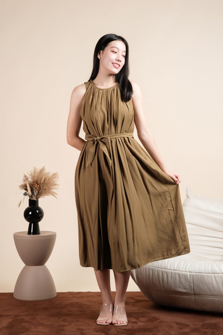 Oversized Cotton Pleated Maxi Dress with Belt - Brown