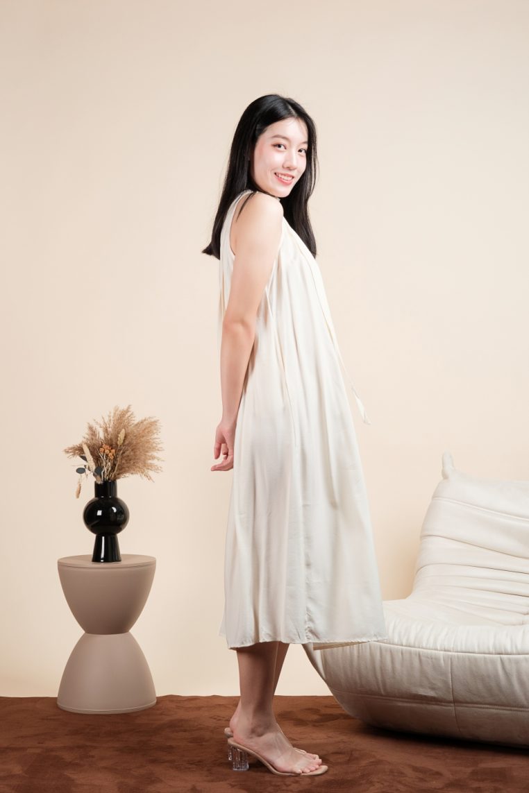 Oversized Cotton Pleated Maxi Dress with Belt - Cream - Image 7