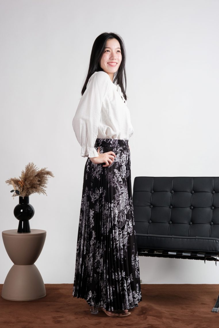 Linen Long Sleeve Tie Blouse - Image 3