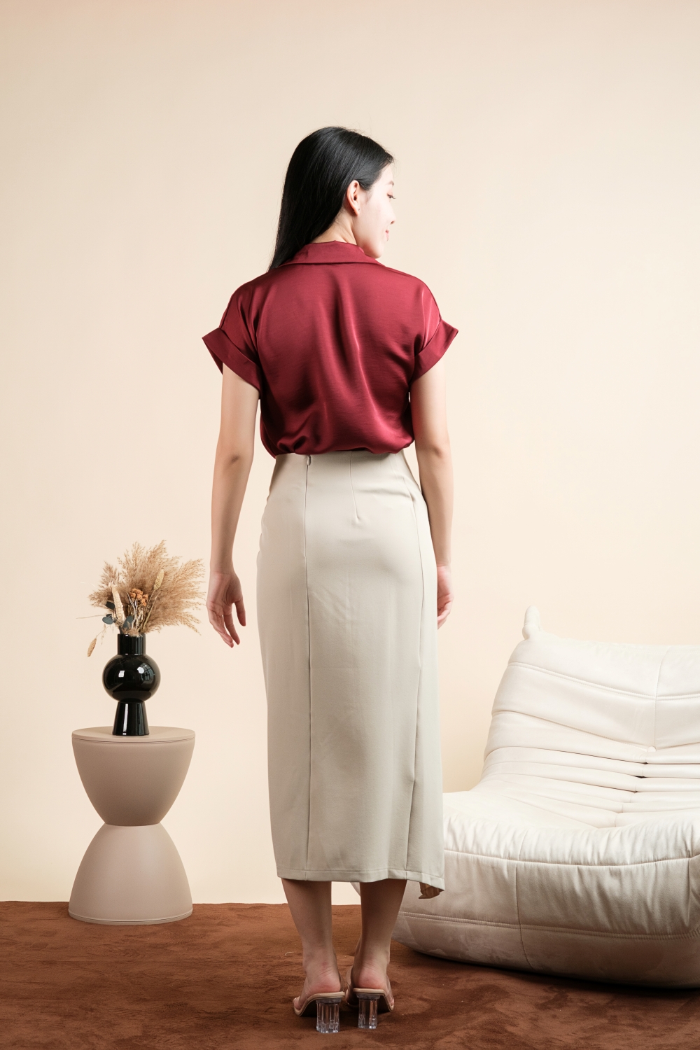 Short Sleeve Ruched Front Satin Shirt - Maroon - Image 9