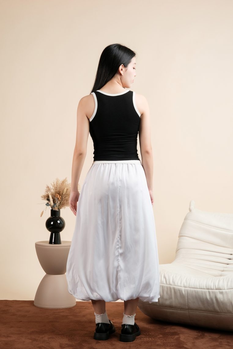 Contrast Hem Padded Tank Top - Black - Image 9