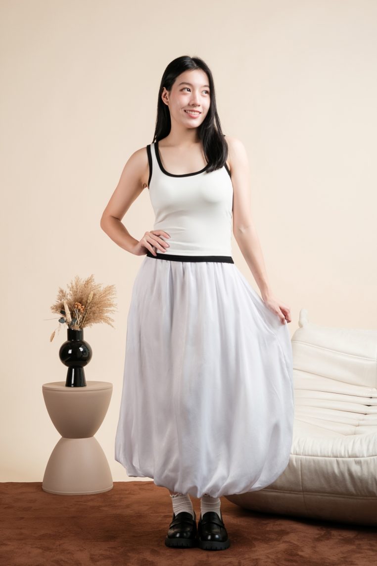 Contrast Hem Padded Tank Top - White
