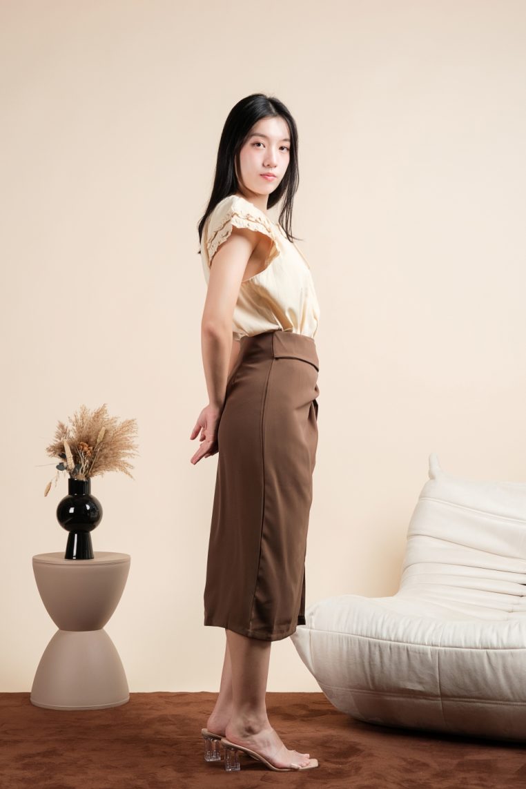 Ruffle Sleeve Linen Blouse - Beige - Image 9