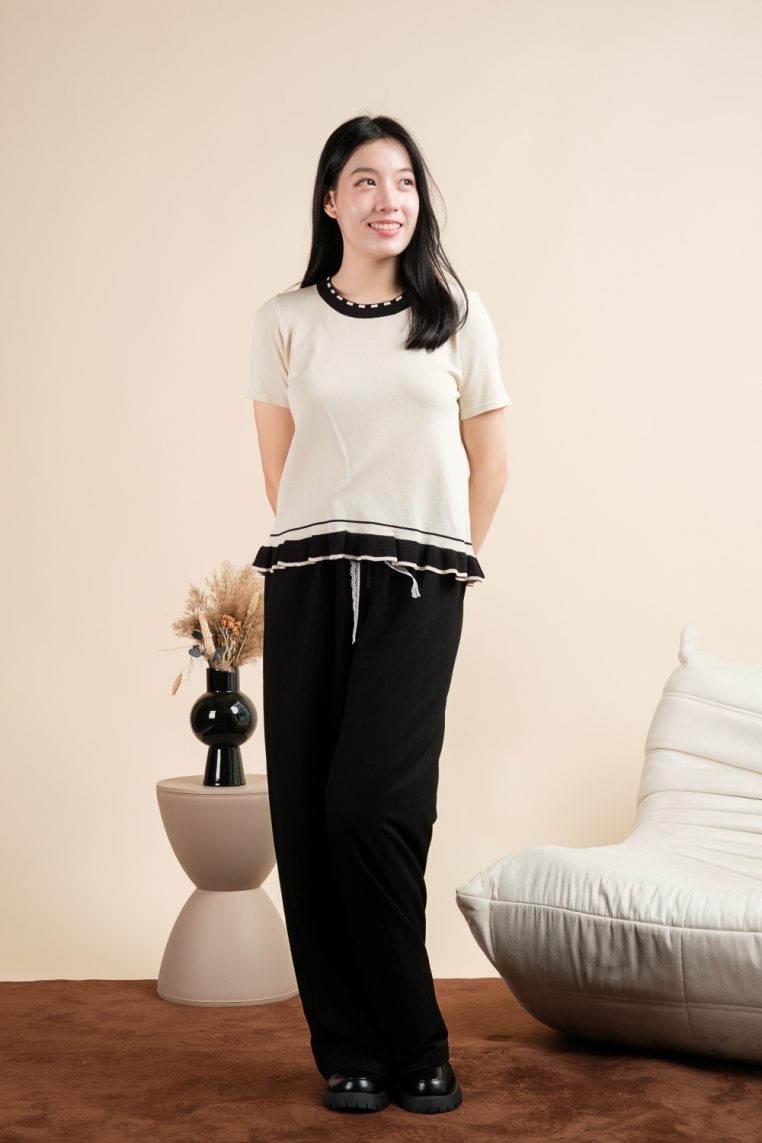 Colourblock Ruffle Knit Tee - Cream - Image 5