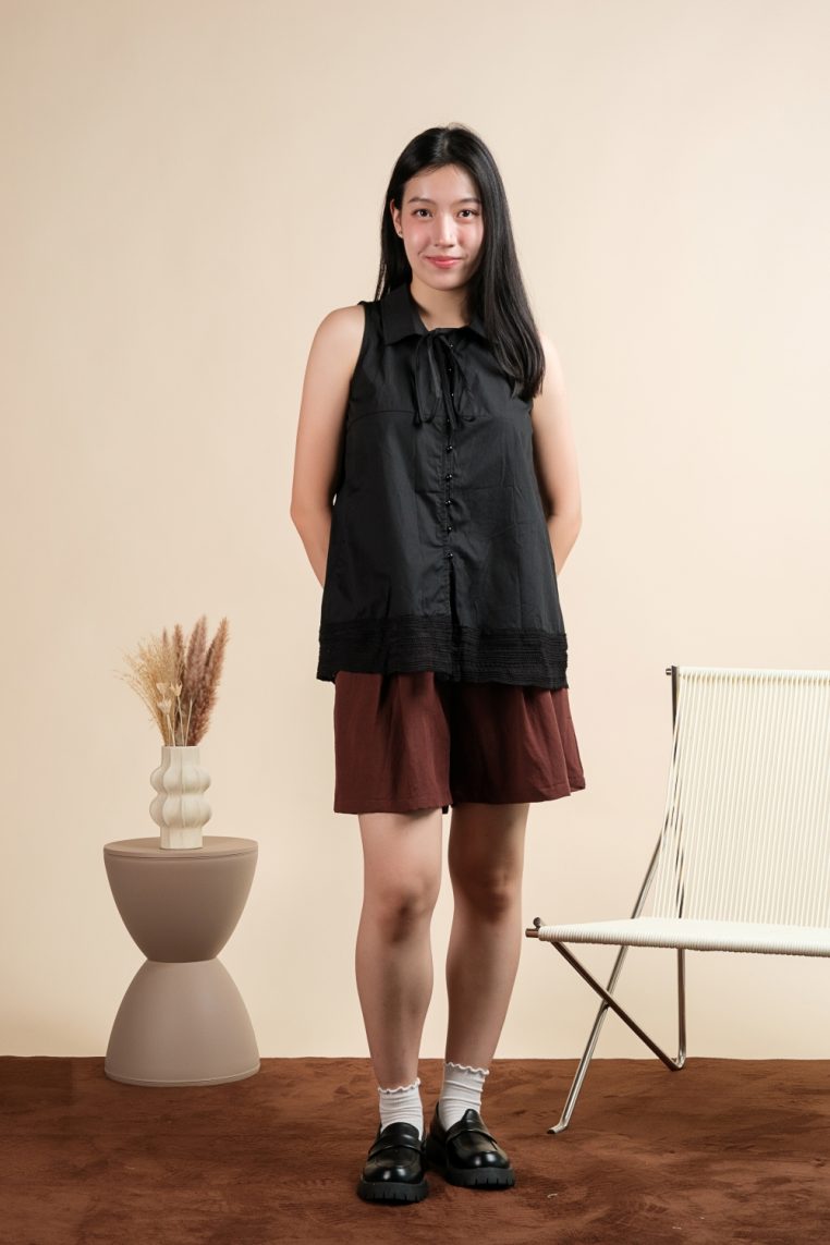 Cotton Sleeveless Lace Hem Shirt - Black - Image 4