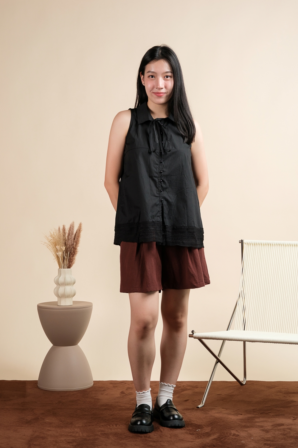 Cotton Sleeveless Lace Hem Shirt - Black - Image 4
