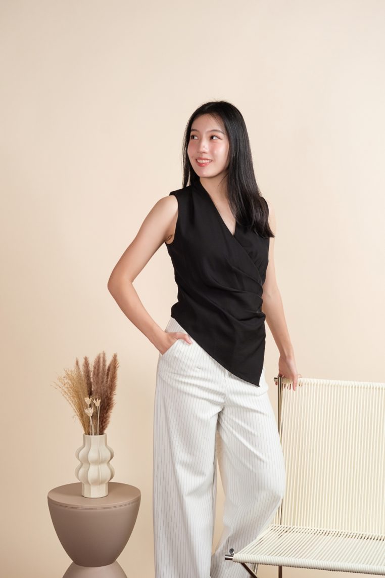 Sleeveless Draped Ruched Blouse - Black - Image 17