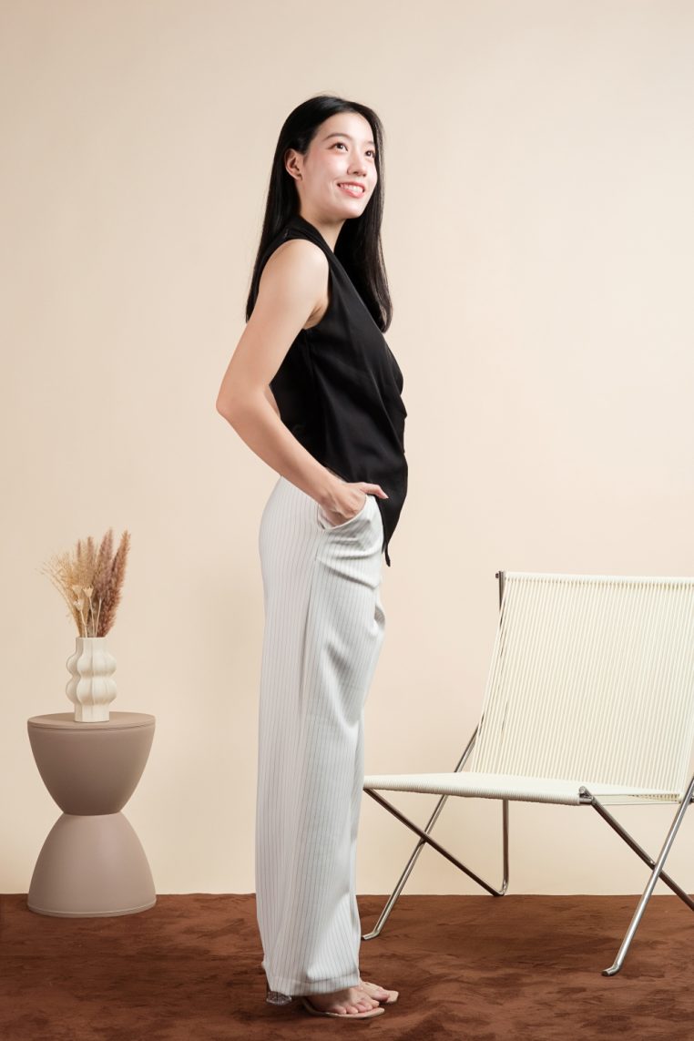 Sleeveless Draped Ruched Blouse - Black - Image 9