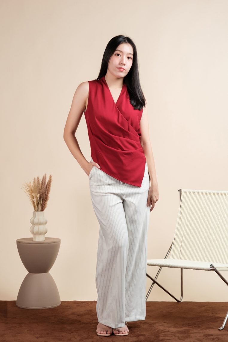 Sleeveless Draped Ruched Blouse - Maroon - Image 3